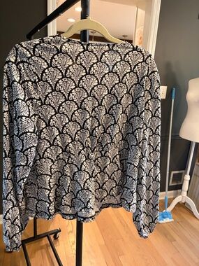 Boden Black & White Patterned Long Sleeve Top